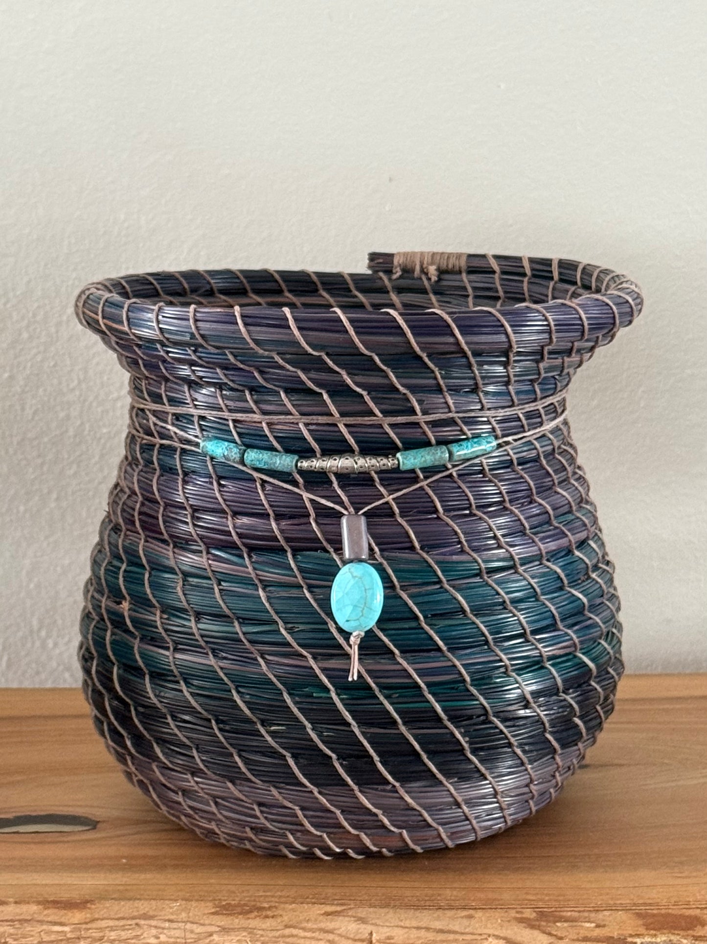 Pine Needle Basket/Vase “Tonto”